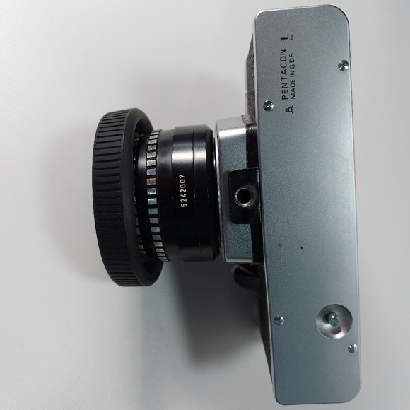 Praktica L 35mm Film Camera, German, Pentacon, 1969-75, Meyer-Optik Görlitz Lens - Picture 4 of 9